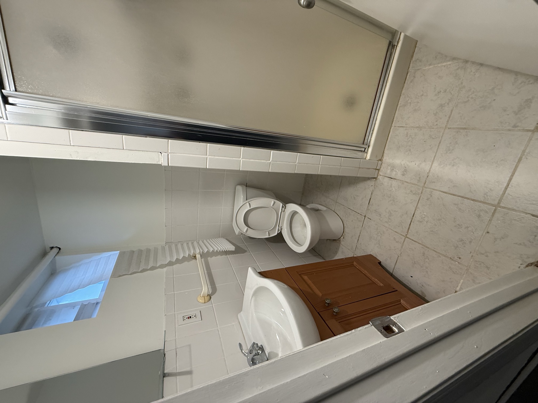 Clean third bathroom with glass shower after move-in home cleaning